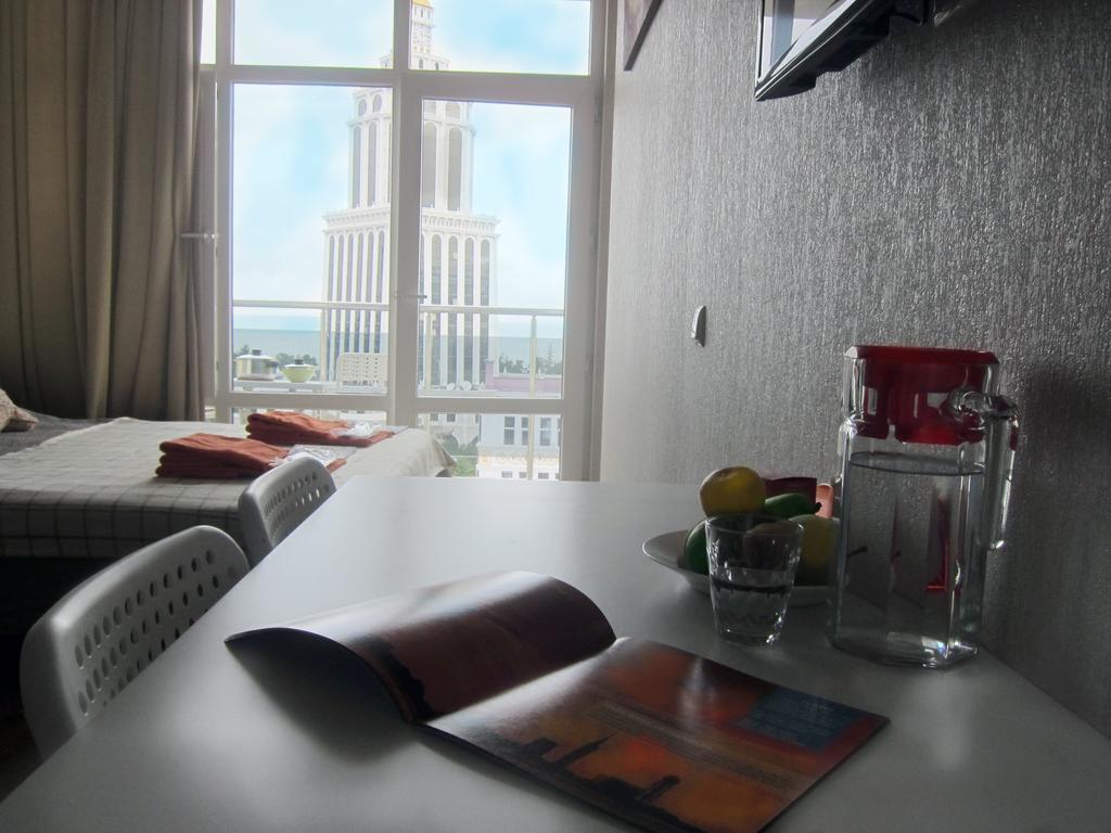 Apartments In The Center Of Batumi Exterior photo